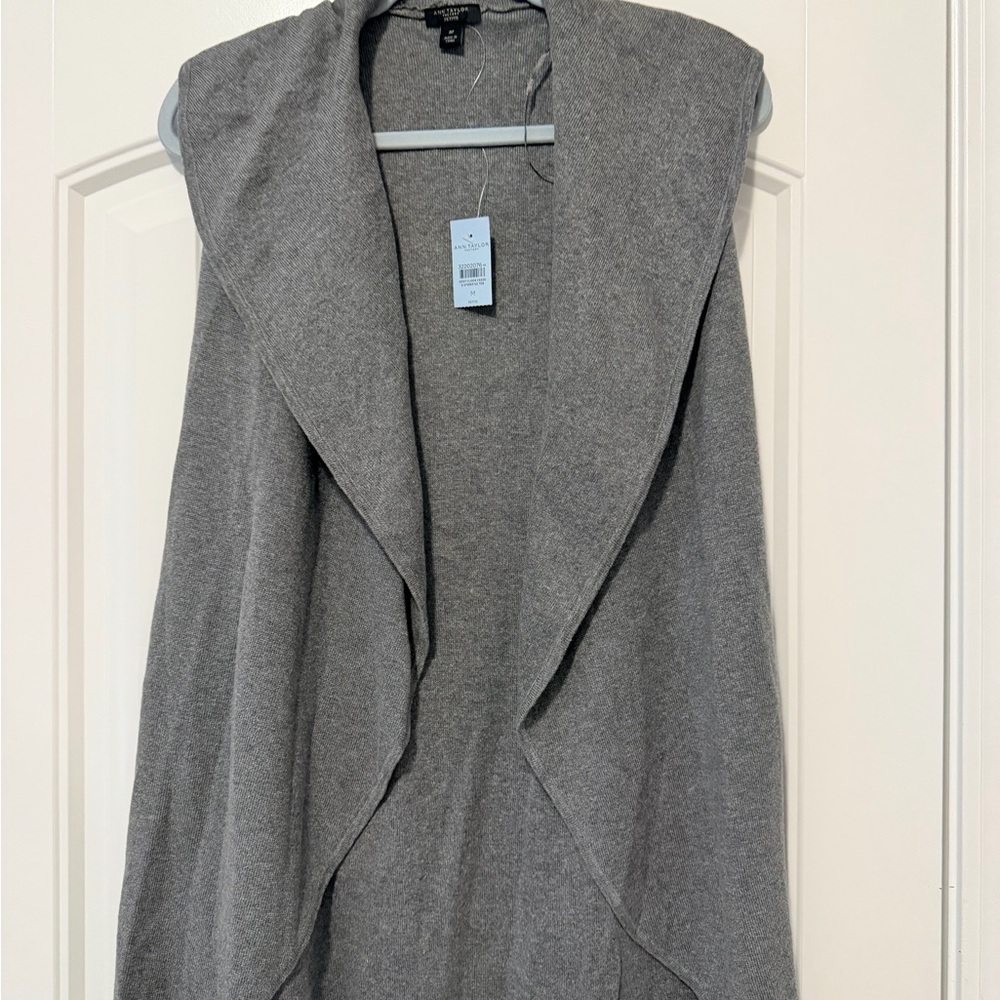 NWT! Ann Taylor Sweater Vest